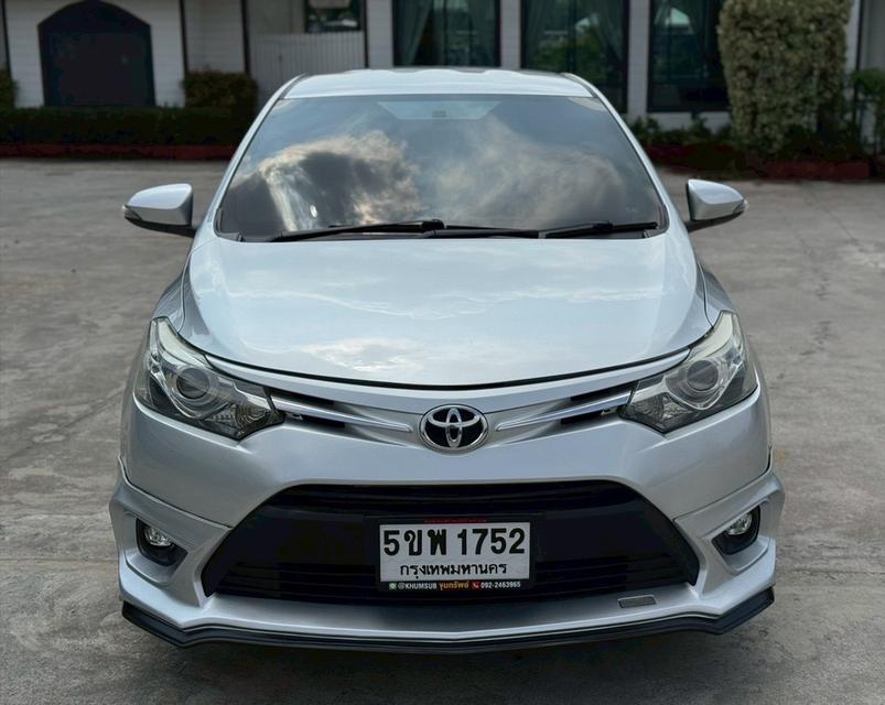 Toyota Vios 1.5E ปี2015 AT สีเทา รูปย่อยที่ 2