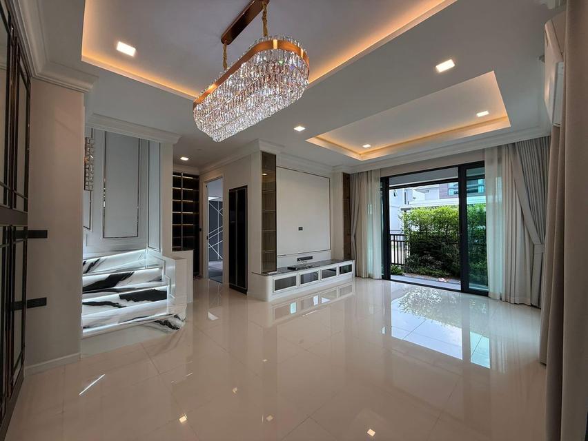ขายบ้านเดี่ยว 2 ชั้น Luxury 🏡🛁 ตกแต่งครบ เฟอร์นิเจอร์ครบ พร้อมอยู่ 📌โครงการบ้านแกรนด์บริทาเนีย ราชพฤกษ์-พระราม 5 ขนาดที่ดิน 59.1 ตารางวา 2