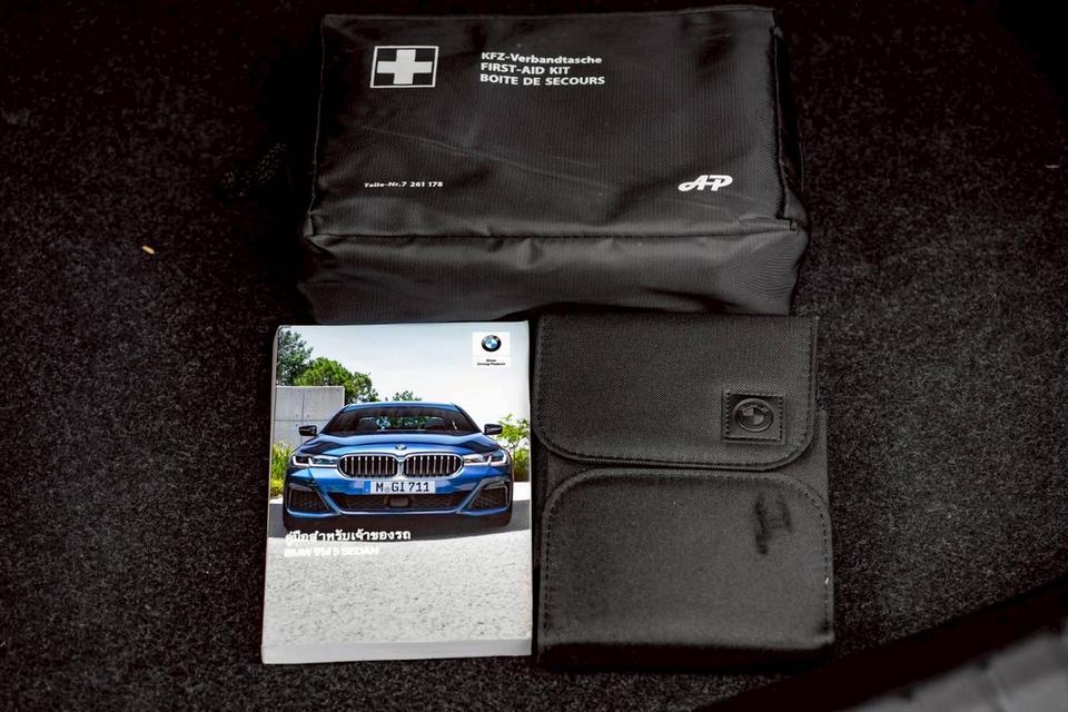 รหัสรถ PR6969 BMW 520d ดีเซล  M-Sport Package (Model G30 LCI) 9