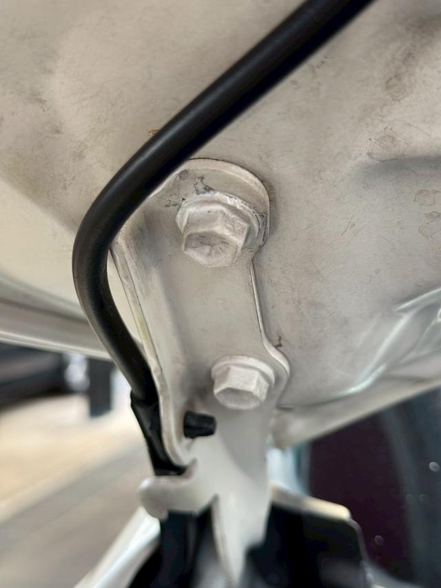 TOYOTA CAMRY 2.4 HV DVD  ปี 2011 17