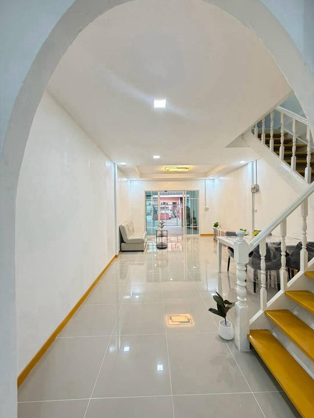 หมู่บ้านบัวทอง2  ติดรถไฟฟ้าสายสีม่วง สถานีคลองบางไผ่ ทาวน์เฮาส์ 2 ชั้น   ตกแต่งใหม่พร้อมอยู่ 4