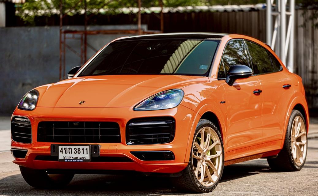 Porsche Cayenne E-Hybrid Coupe
