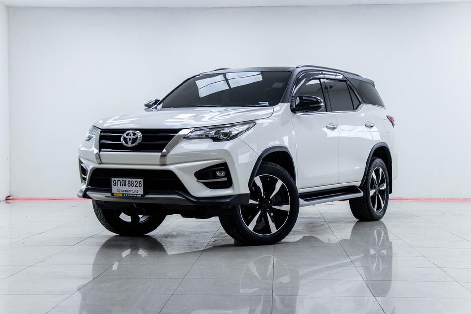 รหัสรถ 5B027 FORTUNER 2.8 TRD SPORTIVO BLACK TOP 4WD 2019