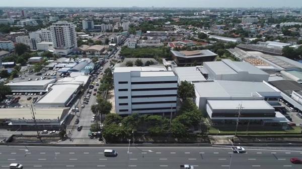 ให้เช่าสำนักงาน-โชว์รูม พร้อมโกดังขนาดใหญ่ พื้นที่มากกว่า 10,000 ตารางเมตร 13