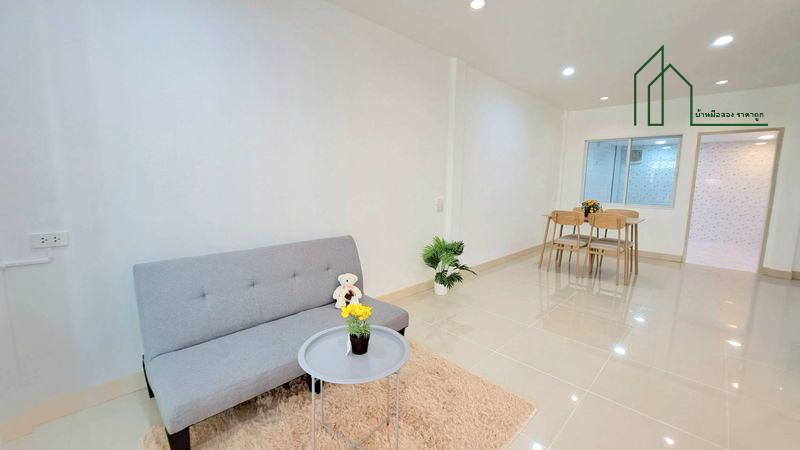 ทาวน์เฮาส์ 2 ชั้น หมู่บ้านบัวทองธานี บางบัวทอง ใกล้ตลาด สมบัติบุรี  5