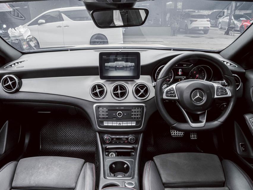 รหัสรถ 67GG159 Mercedes Benz GLA250 AMG Dynamic ปี 2018 20