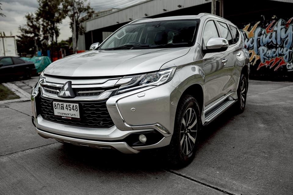 Mitsubishi Pajero 2.4GT 4wd ปี19