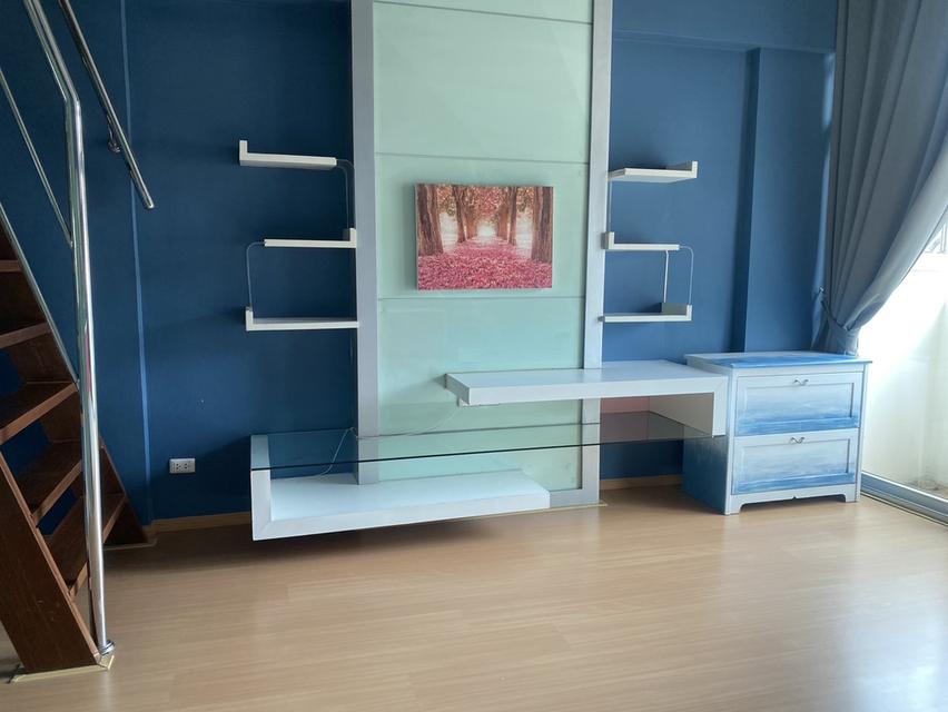 บ้านทาวน์เฮาส์ 3 ชั้น เรียบทางด่วนรามอินทรา 11