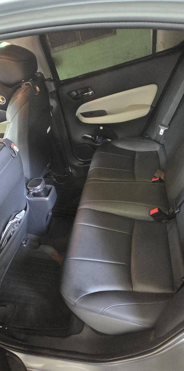 รถยนต์เจ้าของขายเอง HONDA CITY TURBO ปี2022 รูปที่ 3