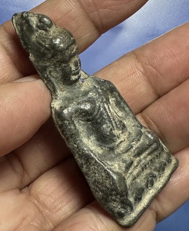 พระหูยาน กรุวัดปืน เนื้อชินแก่ตะกั่ว