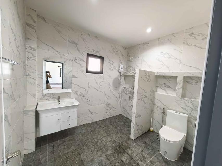 🏠🌤ให้เช่าบ้านเดี่ยวสองชั้น 4 ห้องนอน 4 ห้องน้ำ ห้องสวย สนใจนัดชมได้ 3