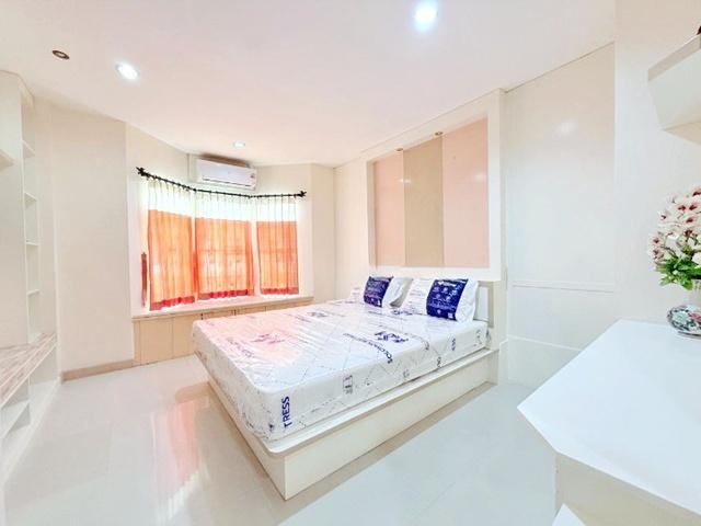 ปราจีนบุรี นิคมอุตสาหกรรม 304 เปิดซิง! ศรีมหาโพธิ ปราจีนบุรี 1 กม. ให้เช่าบ้านเดี่ยว 2นอน 2น้ำ ซีเจ ตลาดโป่งไผ่ 1.2 กม. 7