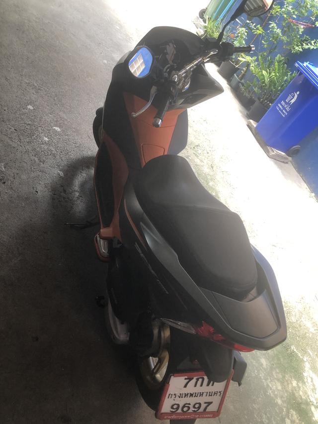 Honda PCX 6