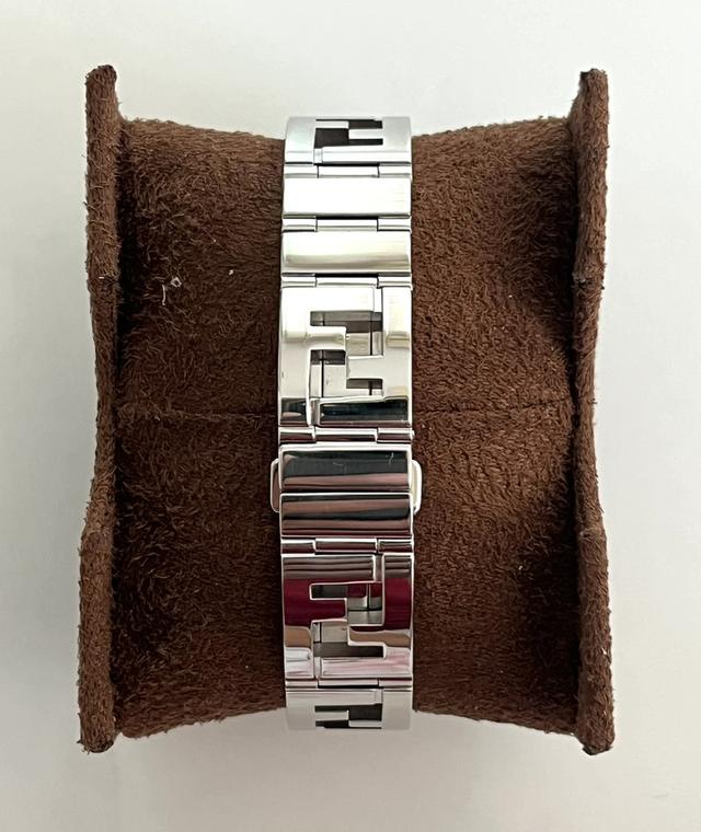 นาฬิกา FENDI