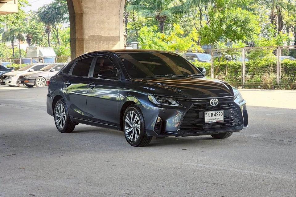 TOYOTA YARIS ATIV 1.2 PREMIUM LUXURY AT ปี 2024 รถสวยมือเดียว ไมล์น้อย 3
