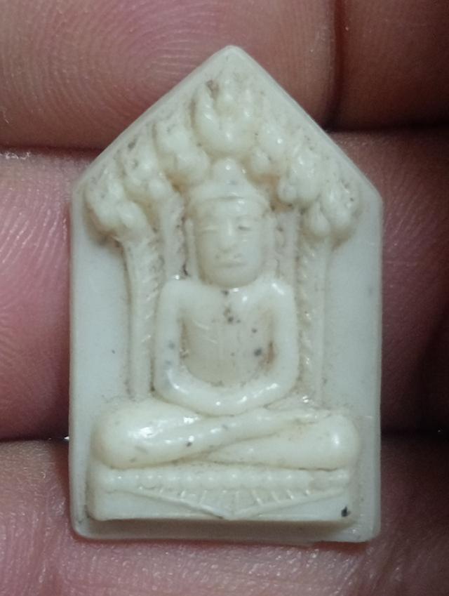 พระพุทธหลวงพ่อเดิมวัดหนองโพ 9