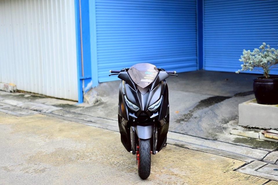 Xmax300