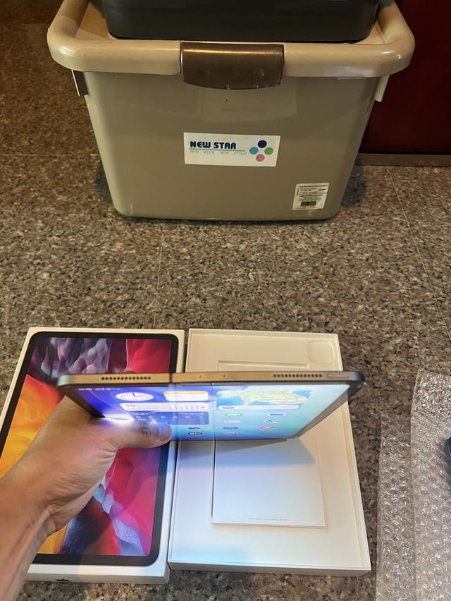 ขายiPadPro11นิ้วสีดำ256กิ๊กสูนTrueสภาพสวยๆใช้งานดีถูกๆๆ รูปย่อยที่ 3