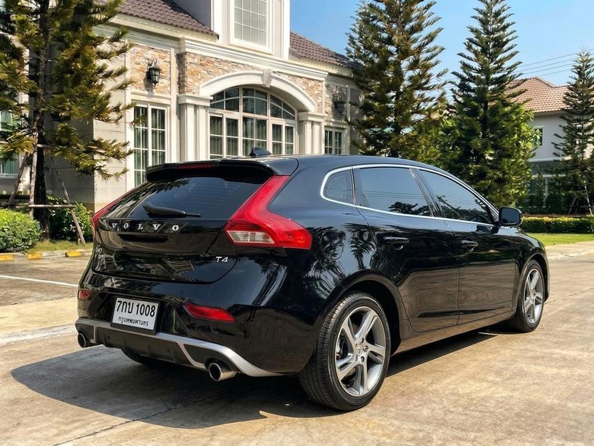ปี2018 VOLVO V40 T4 (MNC) TOP มือเดียวป้ายแดง รูปที่ 6