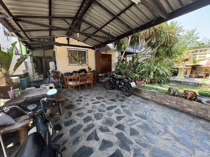 ขายบ้านเดี่ยว 50 ตรว. หมู่บ้านมิตรประชา ซอย 18 ปากเกร็ด นนทบุรี ราคาเพียง 3,500,000 บาท 3