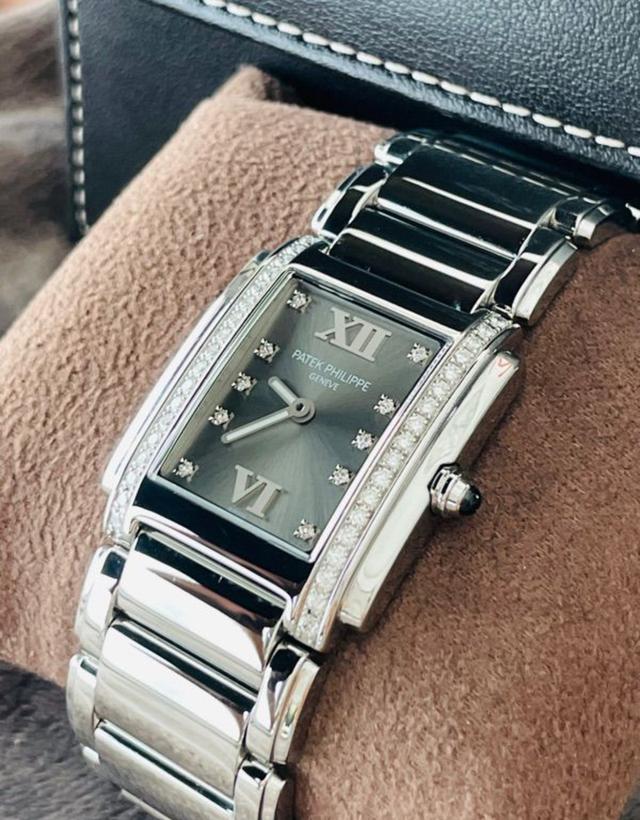 นาฬิกา Patek Philippe รุ่น Twenty 4 1