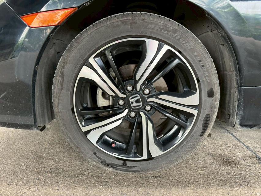 🚗 2019 Honda CIVIC 1.8 EL AT รูปที่ 20