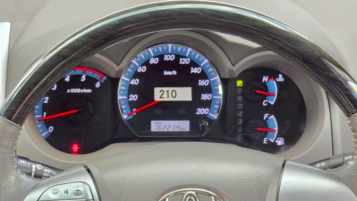 TOYOTA FORTUNER, 2.5 G ปี 2013 โฉม ปี11-15 18