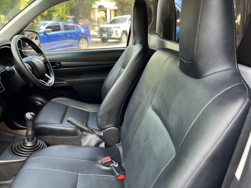 Toyota Hilux Revo 2.4 J  8