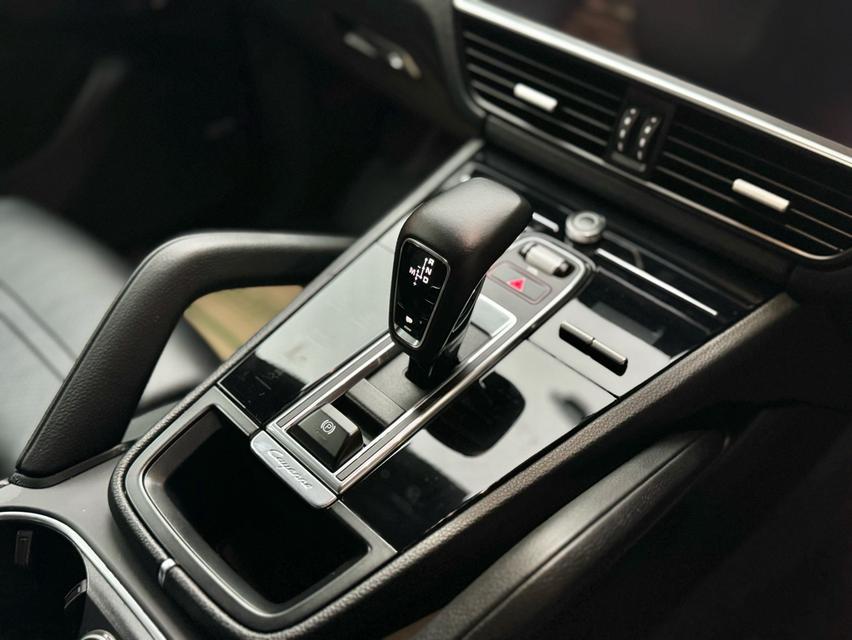 Porsche Cayenne E-Hybrid 2020 รูปที่ 13
