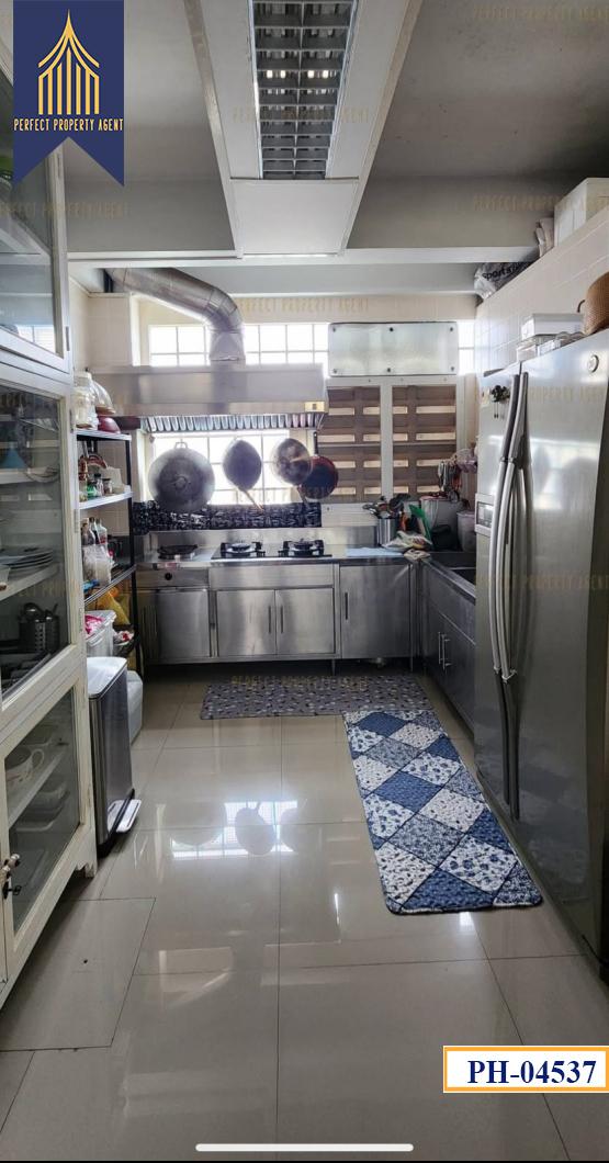 ขาย บ้านเดี่ยว 4 ชั้นซอยอินทามระ44 ใกล้สถานีรถไฟฟ้าห้วยขวาง 5