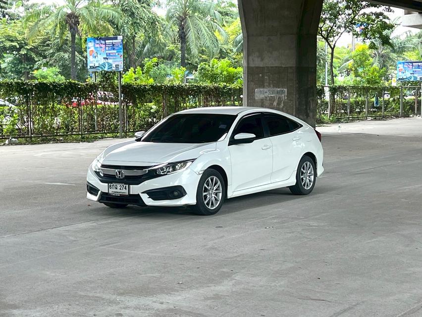 ขายรถ Honda Civic FC 1.8 ปี 2017 สีขาว เกียร์ออโต้