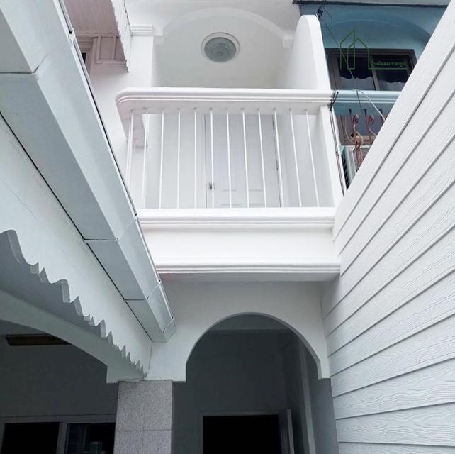 ทาวน์เฮาส์ บ้านธนากรวิลล่า 2 ซอย เทอดพระเกียรติ 5 บางกรวย ใก้ล ศิริราช