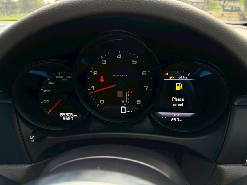 Porsche Macan ปี 2017 18