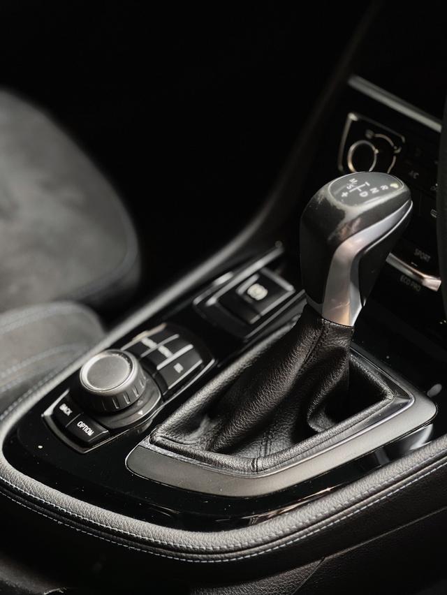 BMW 218i M Sport 6