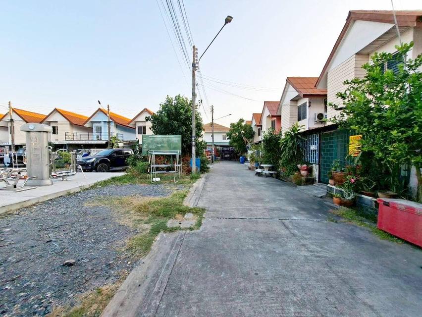 ขายบ้าน 2 ชั้น หมู่บ้านเอื้ออาทรคลอง 3 ติดตลาดเจริญผล ถนนเลียบคลอง3 3