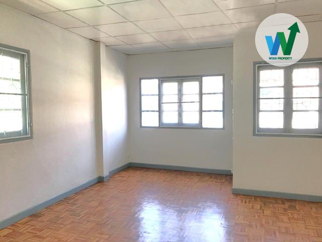 หมู่บ้านบุญอนันต์ ขายบ้านหลังมุม ปรับปรุงใหม่หมดทั้งหลัง 15.9 ตร.ว. 2 ห้องนอน 2 ห้องน้ำ 1 ที่จอดรถ ใกล้โรบินสันศรีสมาน 7