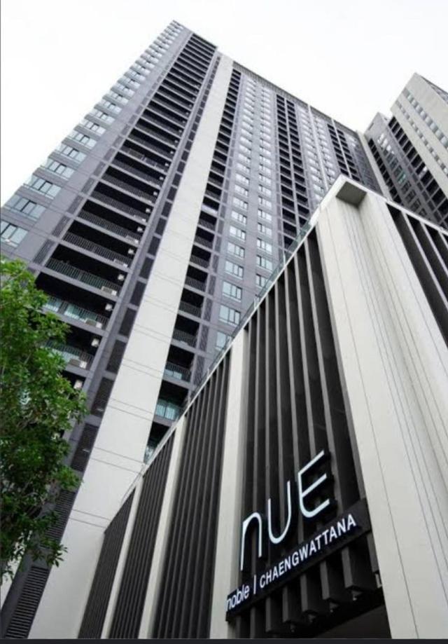 ขายคอนโดห้องมุม Nue Noble แจ้งวัฒนะ 2 ห้องนอน Built-in พร้อมเข้าอยู่ ทำเลดี ติด MRT สถานีเมืองทองธานี 2