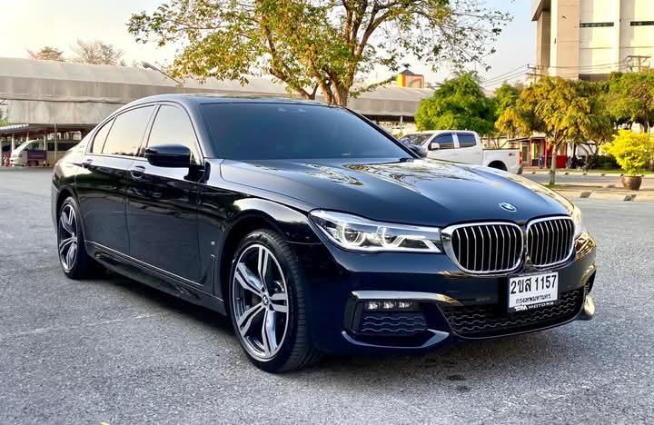 BMW Series 7 ขายด่วน