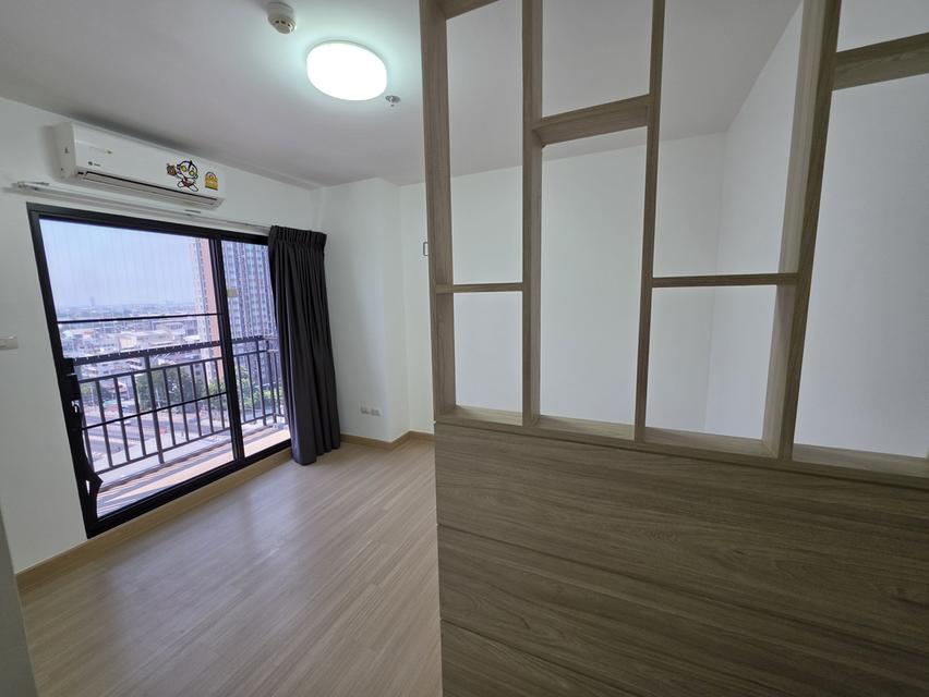 พื้นที่ 62.5 ตร.ม.ชั้น12 ห้องหัวมุม มี 2ห้องนอน 2ห้องน้ำ 10