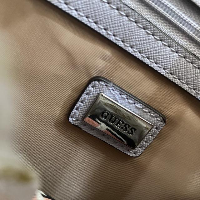 กระเป๋า guess ของใหม่ป้ายห้อย 6