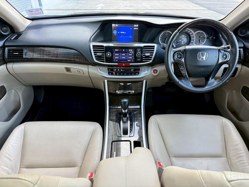 HONDA ACCORD 2.0EL 2013 สีเทา มือเดียว 6