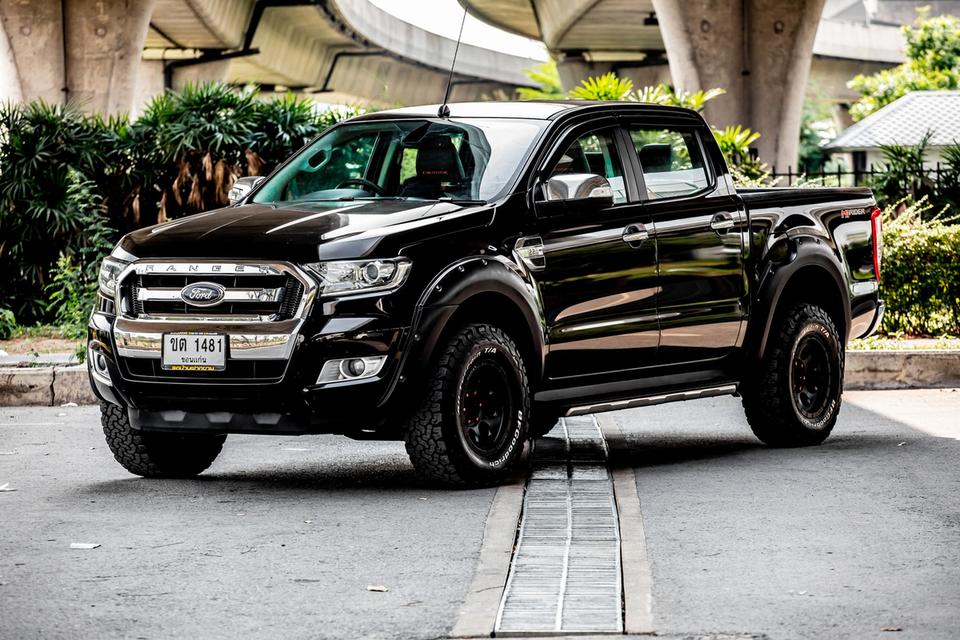 Ford Ranger 2.2 XLT Hi-Lander Double Cab เกียร์ AT ปี 2017 สีดำ สภาพดีมากๆ