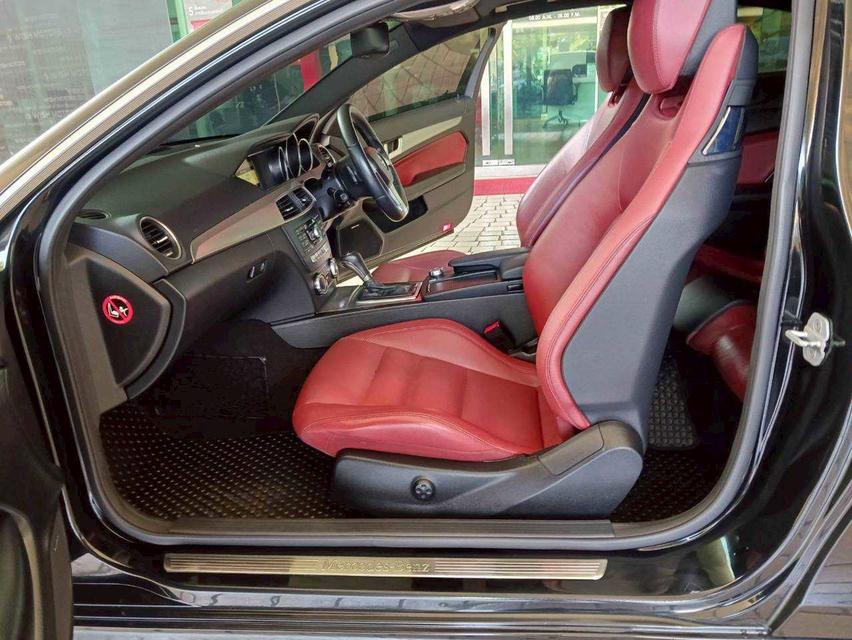 🚗 2013 Mercedes-Benz C180 CGI Coupe AMG W204 AT รูปที่ 13