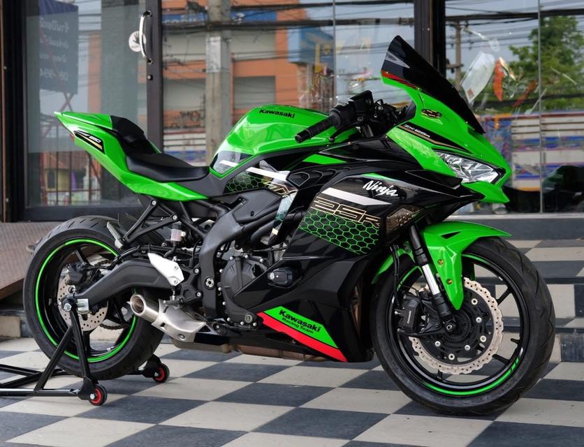 Kawasaki Ninja ZX-25R รถสภาพสมบูรณ์มือสอง