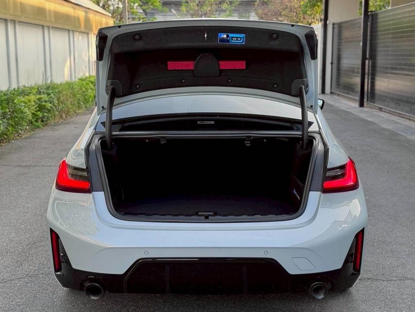 BMW 330e M Sport LCI ปี 2023 รูปที่ 15