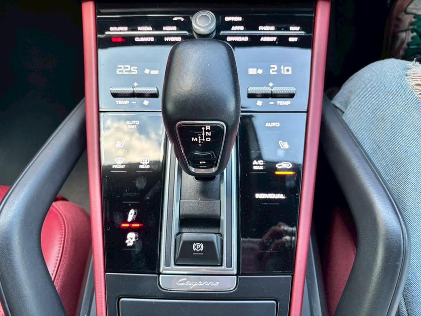 รหัสรถ KPV6474 2021 PORSCHE CAYENNE COUPE E - HYBRID สีดำ 13