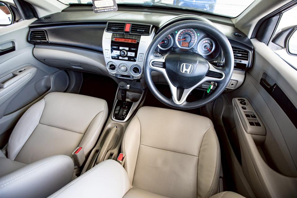 Honda City 1.5S เกียร์ออโต้ ปี 2010 สีดำ  15