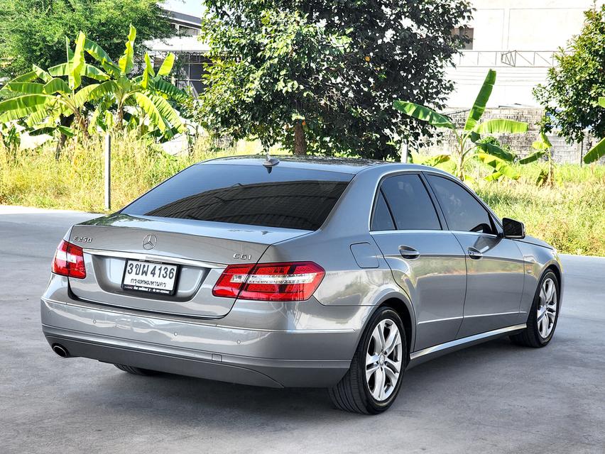 Mecerdes Benz W212 E250 CGI เบนซิน  ปี 2011 7