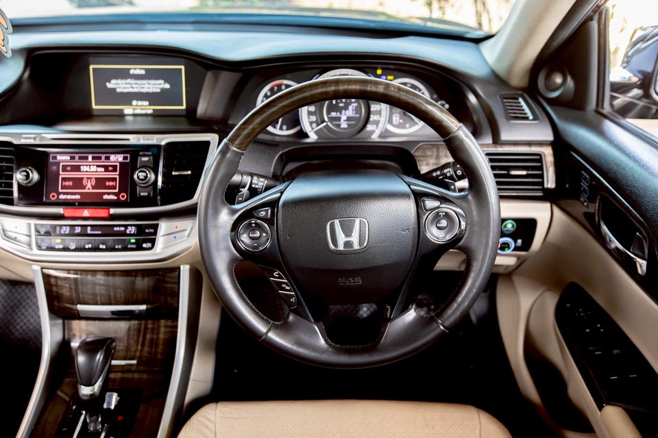 Honda Accord 2.0EL ปี 2013 สีดำ มือเดียวป้ายแดง 16