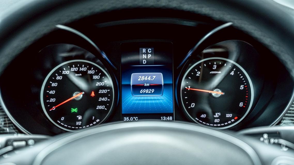 Mercedes-Benz V250d Exclusive 2023 รูปที่ 19